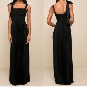 NWT Lulus Gorgeous Purpose Black Satin Pleated Sleeveless Bow Maxi Dress